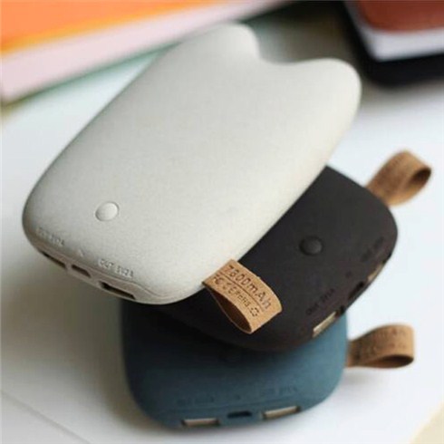 Pin sạc dự ph&ograve;ng CH Totoro